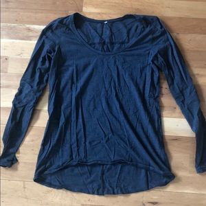 LuluLemon long sleeve top size 6